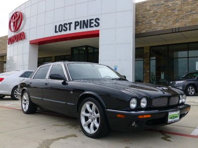 Base 4.0L CD 9 Speakers AM/FM radio Cassette Premium audio system Memory seat, image 2