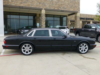 Base 4.0L CD 9 Speakers AM/FM radio Cassette Premium audio system Memory seat, image 4