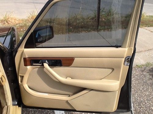 Dark Grey body is great, Tan interior beautiful...Fully Loaded, image 4