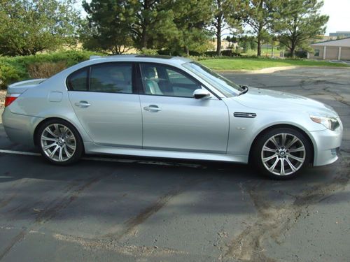 2006 bmw m5 sedan