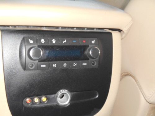 2007 Chevrolet Suburban 1500 LTZ Sport Utility 4-Door 5.3L, image 8