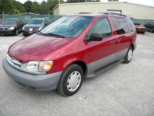 1998 toyota sienna mini van nice no reserve