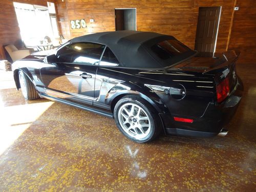 2008 ford mustang shelby gt500 convertible 2-door 5.4l