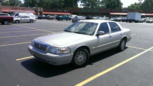 2007 mercury grand marquis gs sedan 4-door 4.6l