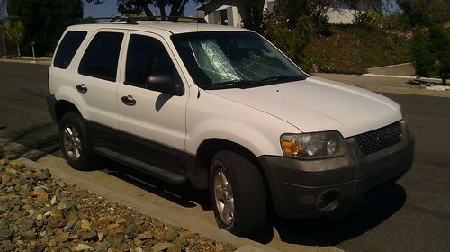 2005 ford escape xlt sport utility 4-door 3.0l