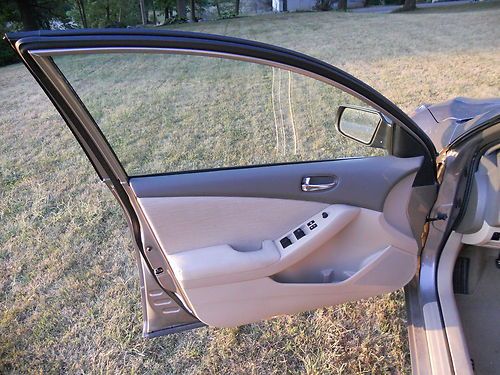 2012 Nissan Altima Base Sedan 4-Door 2.5L, US $15,900.00, image 11