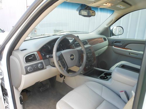 2007 Chevrolet Silverado 1500 LTZ Crew Cab Pickup 4-Door 6.0L, US $18,995.00, image 2