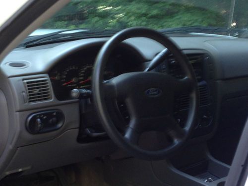 2003 White Ford Explorer XLS Sport Utility 4-Door 4.0L Good Condition, US $3,650.00, image 7