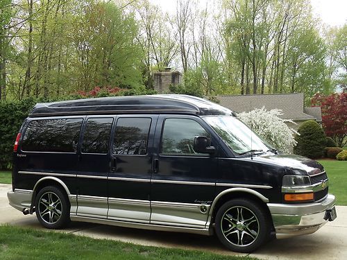 2006 chevy express explorer van awd hightop **no reserve** compare to new!!