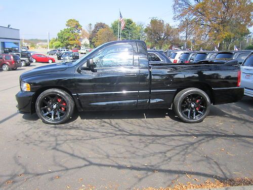 2004 dodge srt 10 viper !