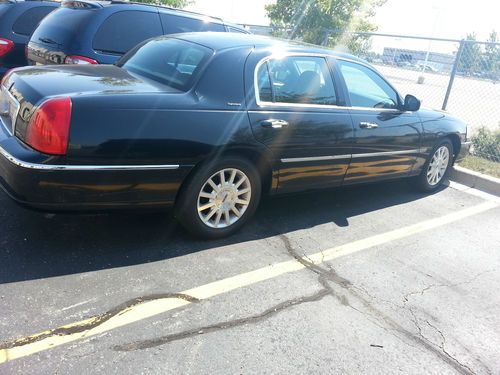 2006 lincoln town car signature sedan 4-door 4.6l