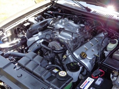 2001 Ford Mustang SVT Cobra Convertible 2-Door 4.6L, image 8