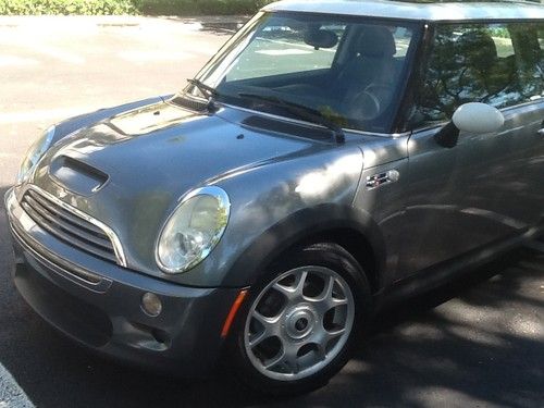 2005 mini cooper s,6 speed,supercharged,great mpg