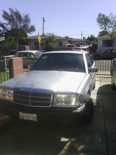 1993 mercedes-benz 190e 2.6 sedan 4-door 2.6l