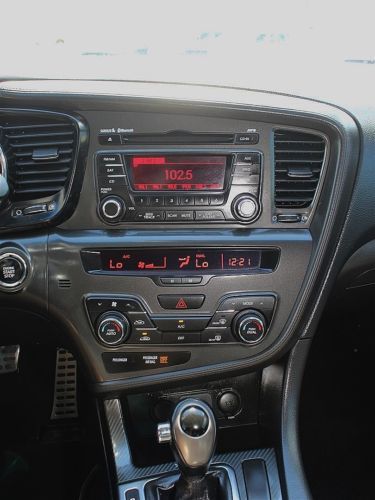 2.0L Turbo Leather Keyless Entry Power Seats MP3 Bluetooth Alloy Wheels Sporty, image 20