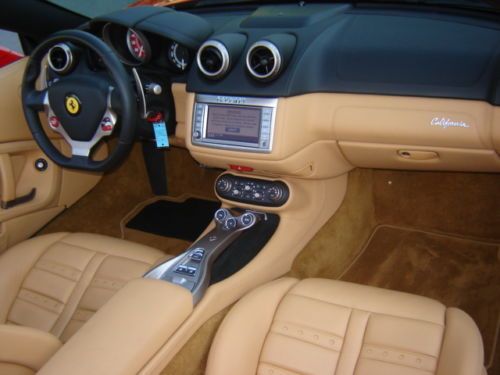 2010 Ferrari California Base Convertible 2-Door 4.3L, image 5
