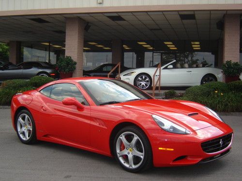 2010 Ferrari California Base Convertible 2-Door 4.3L, image 6