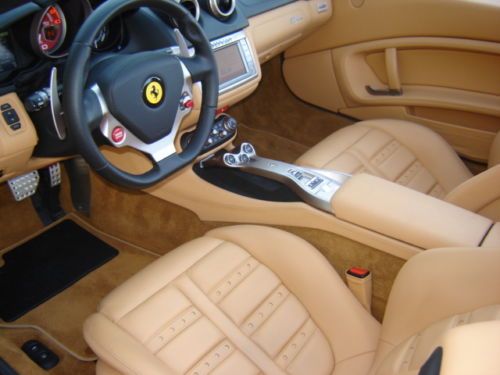2010 Ferrari California Base Convertible 2-Door 4.3L, image 11