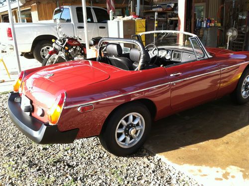 1979 mgb- with remobable hard top-air condioned car-see you tube clip