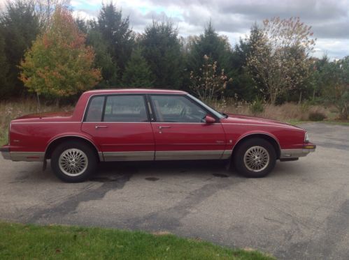 Classic 1990 olds ninety eight regency supreme