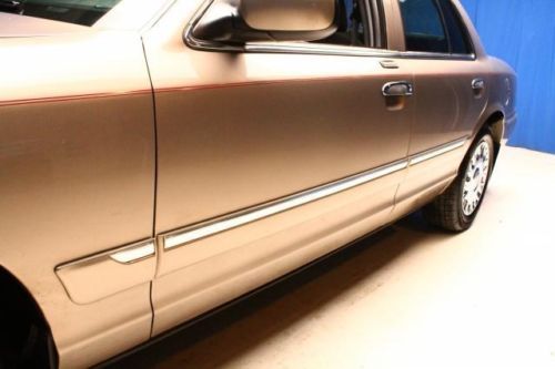 4dr Sdn 4.6L CD 4-Speed A/T 4-Wheel ABS 4-Wheel Disc Brakes 8 Cylinder Engine, US $3,990.00, image 9