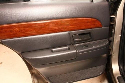 4dr Sdn 4.6L CD 4-Speed A/T 4-Wheel ABS 4-Wheel Disc Brakes 8 Cylinder Engine, US $3,990.00, image 30