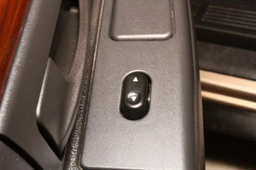 4dr Sdn 4.6L CD 4-Speed A/T 4-Wheel ABS 4-Wheel Disc Brakes 8 Cylinder Engine, US $3,990.00, image 31