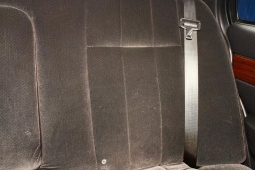 4dr Sdn 4.6L CD 4-Speed A/T 4-Wheel ABS 4-Wheel Disc Brakes 8 Cylinder Engine, US $3,990.00, image 50