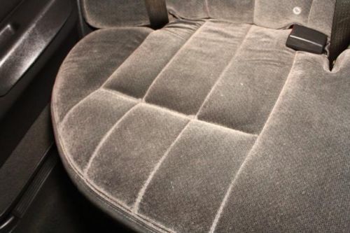 4dr Sdn 4.6L CD 4-Speed A/T 4-Wheel ABS 4-Wheel Disc Brakes 8 Cylinder Engine, US $3,990.00, image 51