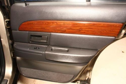 4dr Sdn 4.6L CD 4-Speed A/T 4-Wheel ABS 4-Wheel Disc Brakes 8 Cylinder Engine, US $3,990.00, image 62