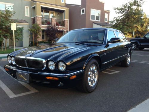 1999 jaguar xj8 l sedan 4-door 4.0l only 44k original miles!!! clean car!!!