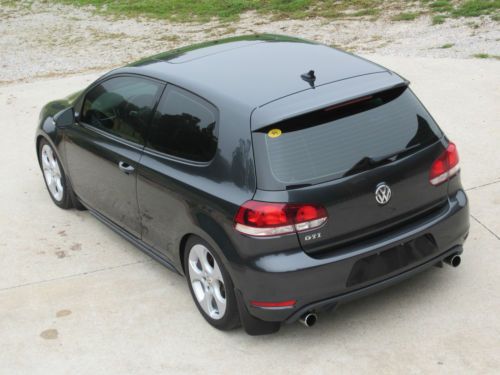 2010 Volkswagen GTI Autobahn Hatchback 2-Door 2.0L, image 8