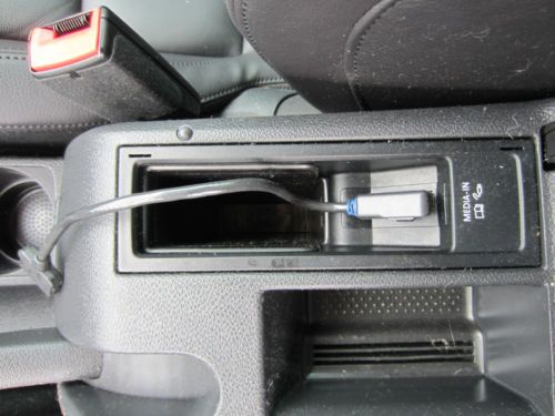 2010 Volkswagen GTI Autobahn Hatchback 2-Door 2.0L, image 16