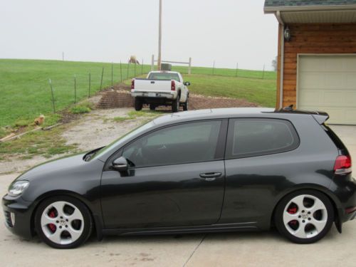 2010 Volkswagen GTI Autobahn Hatchback 2-Door 2.0L, image 18