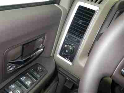 Crew Cab 4X4 New 5.7L 4 Doors 4-wheel ABS brakes 5.7 liter V8 engine Compass, image 9