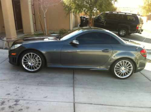 2005 mercedes-benz slk55 amg base convertible 2-door 5.5l