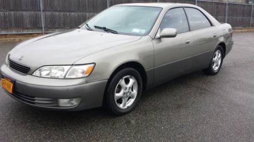 1997 lexus es 300 - excellent condition - 130k!!!