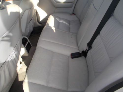 1992 BMW 525i, NO RESERVE, image 4