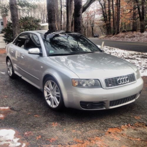 Beautiful 2004 audi s4 v8 recaro black with white suede interior!!