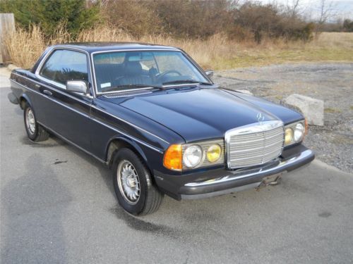 1982 mercedes 300cd low mileage beauty