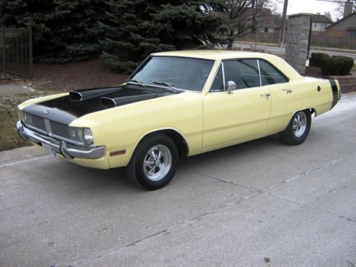 Beautiful 1970 dodge dart 340 v8 - rust free and show ready -absolutely gorgeous