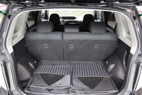 BASE 2.4L CD Front Wheel Drive Power Steering 4-Wheel Disc Brakes Wheel Covers, image 10