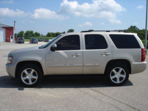2007 Chevrolet Tahoe LTZ 4x4 Sport Utility 4-Door 5.3L 104k Miles, image 4