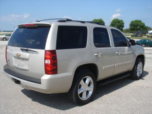 2007 Chevrolet Tahoe LTZ 4x4 Sport Utility 4-Door 5.3L 104k Miles, image 7
