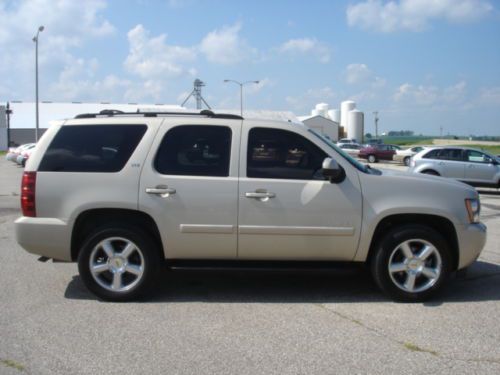 2007 Chevrolet Tahoe LTZ 4x4 Sport Utility 4-Door 5.3L 104k Miles, image 8