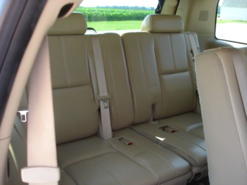 2007 Chevrolet Tahoe LTZ 4x4 Sport Utility 4-Door 5.3L 104k Miles, image 15