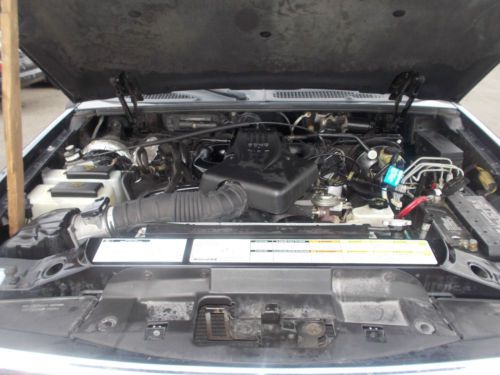 1998 Ford Explorer, NO RESERVE, image 15