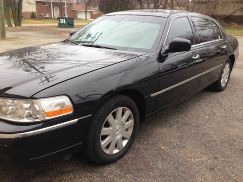 2005 lincoln town car executive l limo