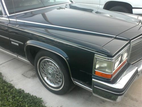 1982 Cadillac Fleetwood Brougham d'Elegance Sedan 4-Door 4.1L, image 2