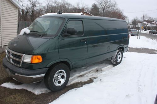 2003 dodge ram 1500 van base standard cargo van 3-door 5.2l